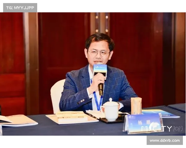 李润铭:从学术追求到社会影响力的跨越式发展之路 李润铭:从学术追求到社会影响力的跨越式发展之路